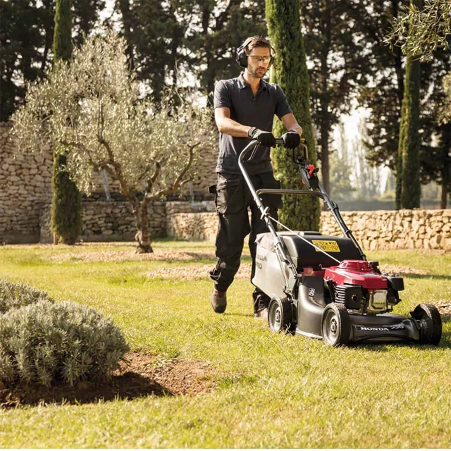 Benzin-Rasenmäher HRH 536 HX